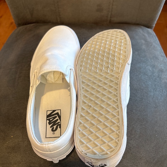 Unisex Vans Classic White Canvas Slip On Sneakers M7.5/ W 9 - Picture 7 of 7